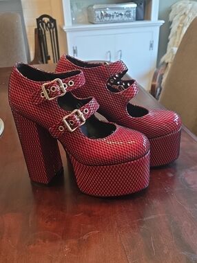 Current Mood Fishnet Platform Mary Janes. Size 7 Women.